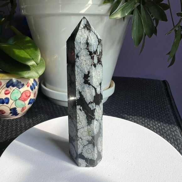 Snowflake Obsidian Crystal Tower‎ (#4) - Picture 5 of 11